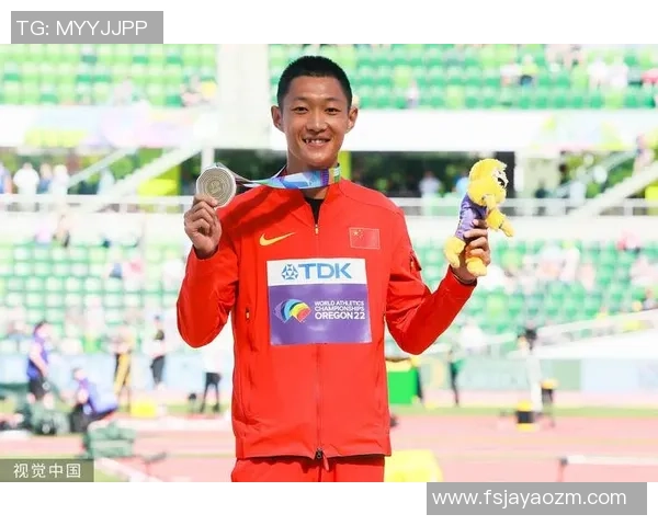 专访黄强：探寻足球成功背后的秘密与策略